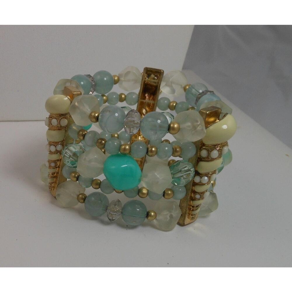 Vintage Beaded Jewelry Set Cream Double Strand Necklace & Aqua Stretch Cuff - Picture 6 of 9